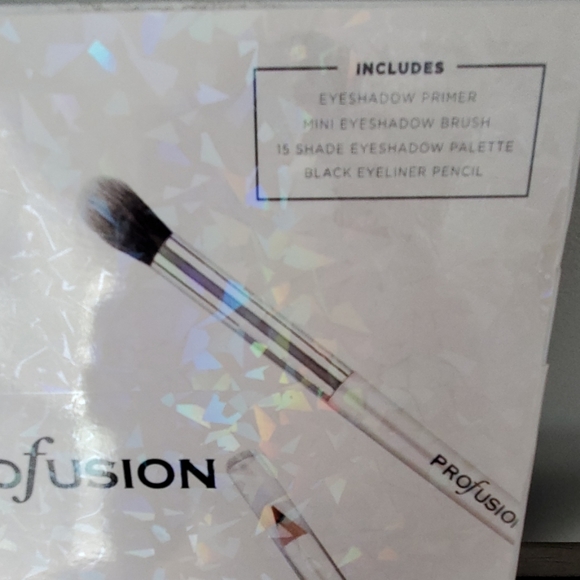 PROFUSION BEAUTY BOX EYE COLLECTION - Picture 3 of 5